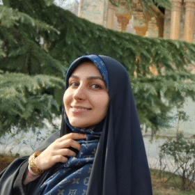 خانم محدثه صفاری نیا مدیر داخلی (Office Manager)